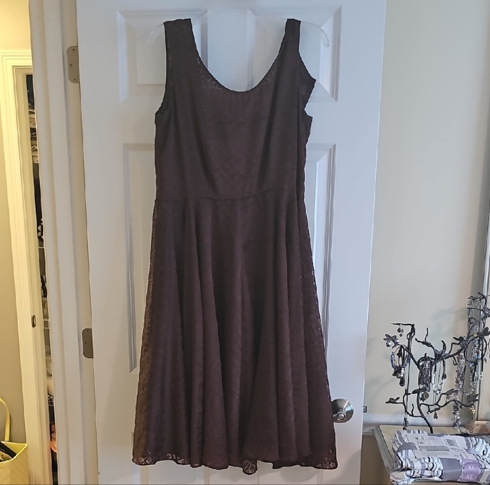 Elegant Brown Sleeveless Dress